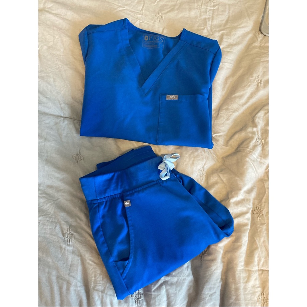 Royal blue figs
